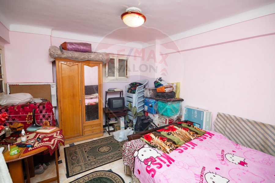 Apartment for sale 90 m sidi gaber (Steps from Marshal Street)