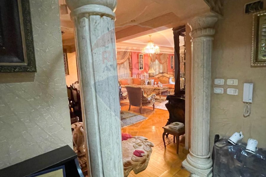 Apartment for sale 216 m Smouha (Ademon Fremon St)