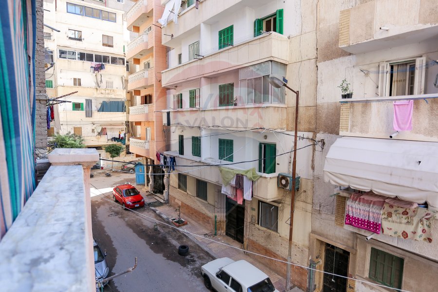 شقة للبيع 60 م شدس ( اول الرمل )
