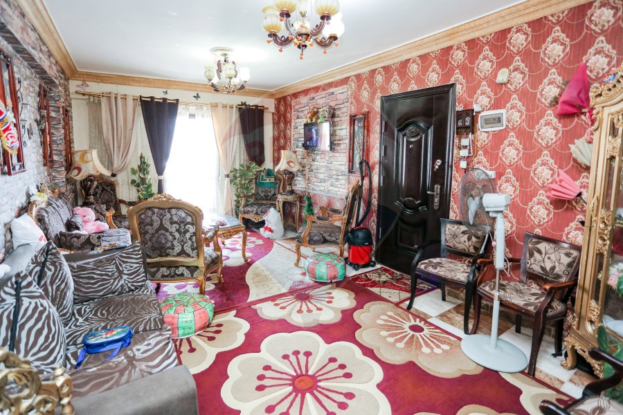 Apartment for sale 96 m Camp Caesar (Steps from the Faculty of Engineering.)