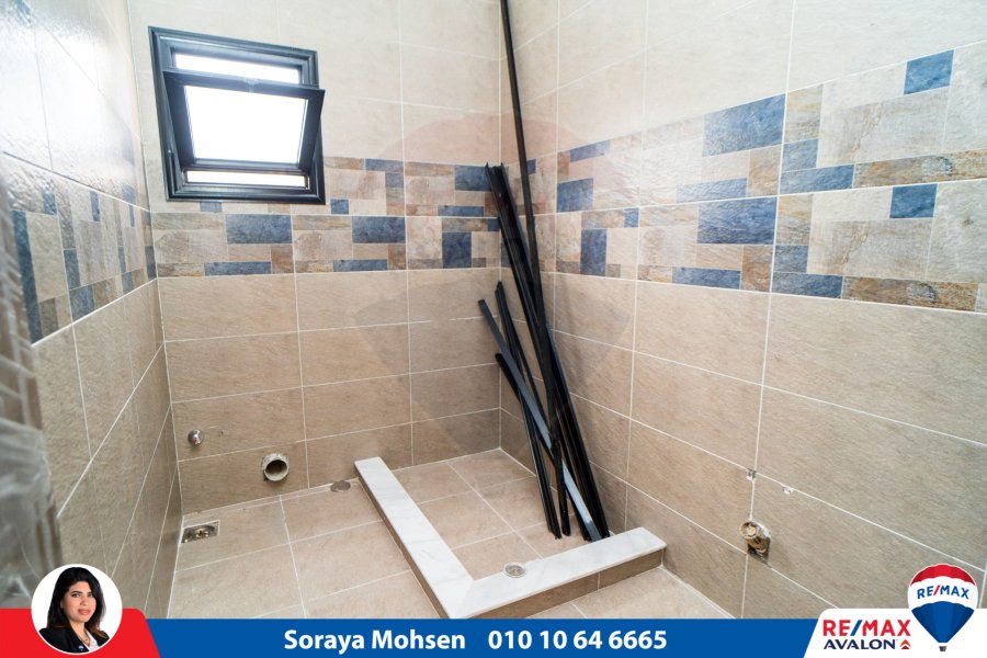 فيلا للبيع 300 م كينج مريوط (كومباوند الواحة الخضراء)