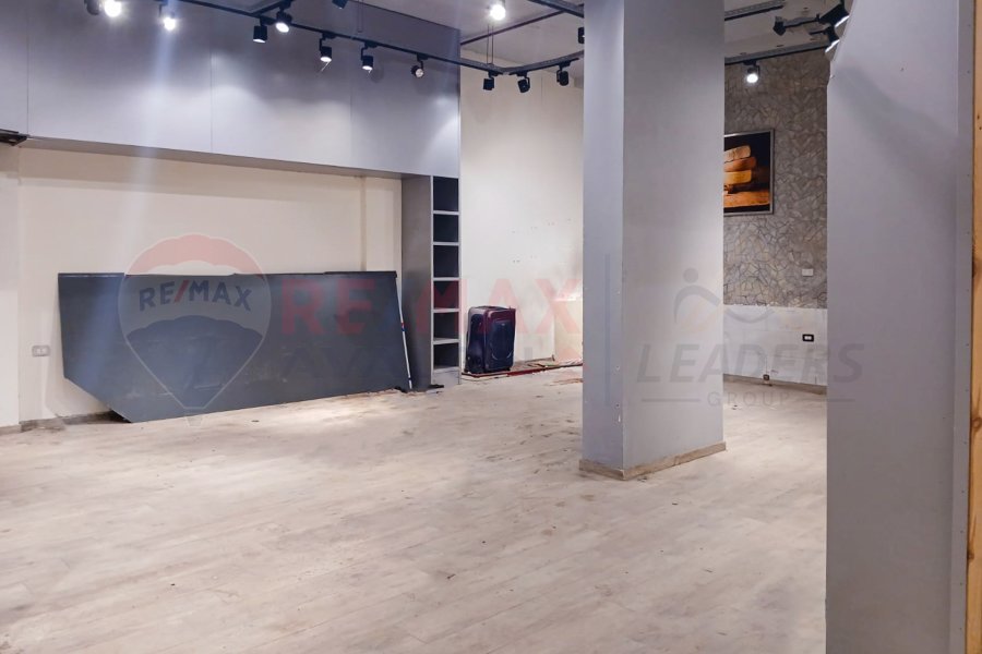 Shop for sale 100 m Smouha (Masged Nasser St.)
