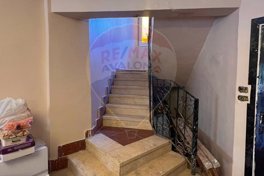 Stand alone villa for sale (Heliobeach) 700 m