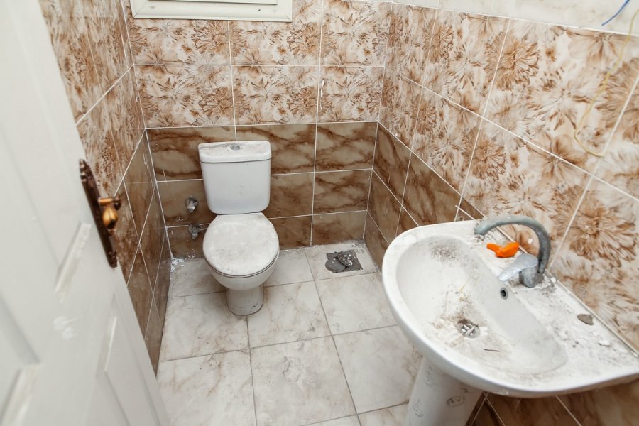 Apartment for sale 207 m Gleem -(Number 4 From Corniche)