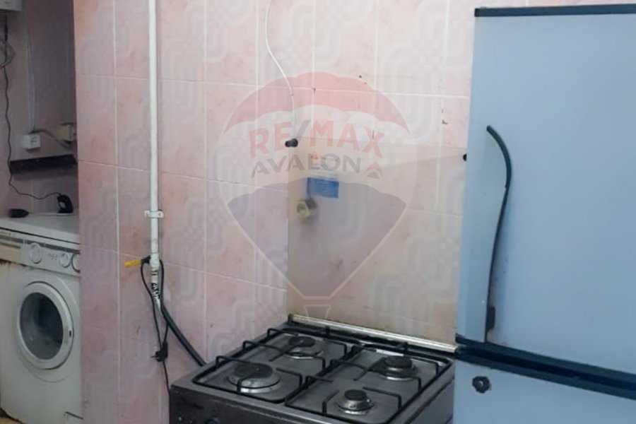 Apartment for sale 90 m Sidi Gaber (steps from Al-Mosheer St.)