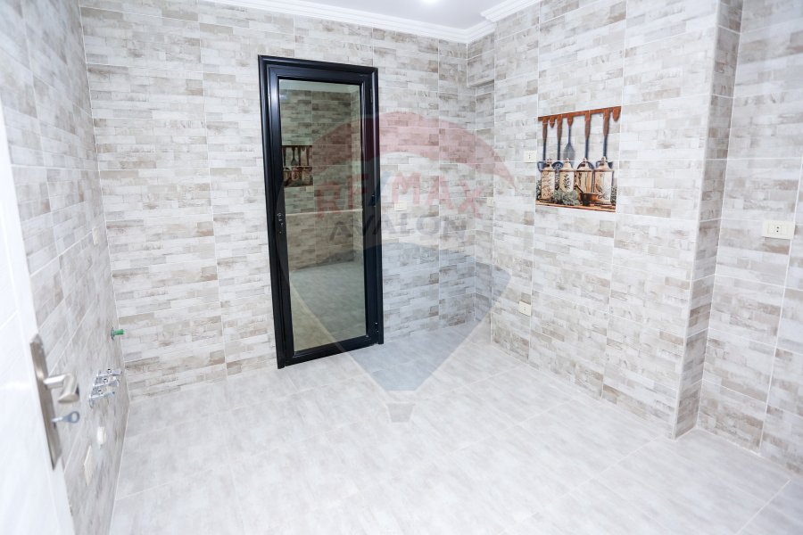 Apartment For Sale 174 m Smouha (East Towers Compound - Ryada St)