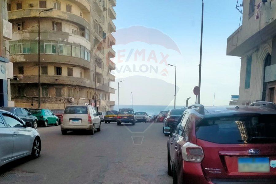 Shop for rent 50 m Shatby (Steps from the Sea)