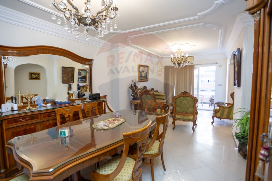 Apartment for sale 170 m Al Saraya (Directly on the sea)