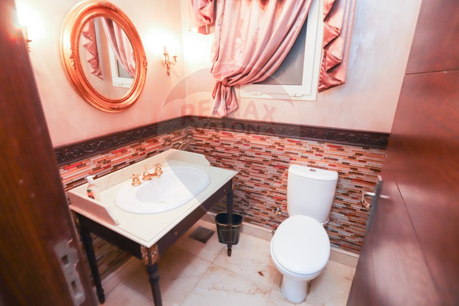 Apartment For Sale 300 m Gleem (Abo Qer St.)