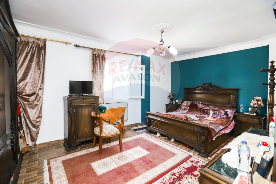 Apartment for sale 180 m Cleopatra ( Second Num from the Sea )