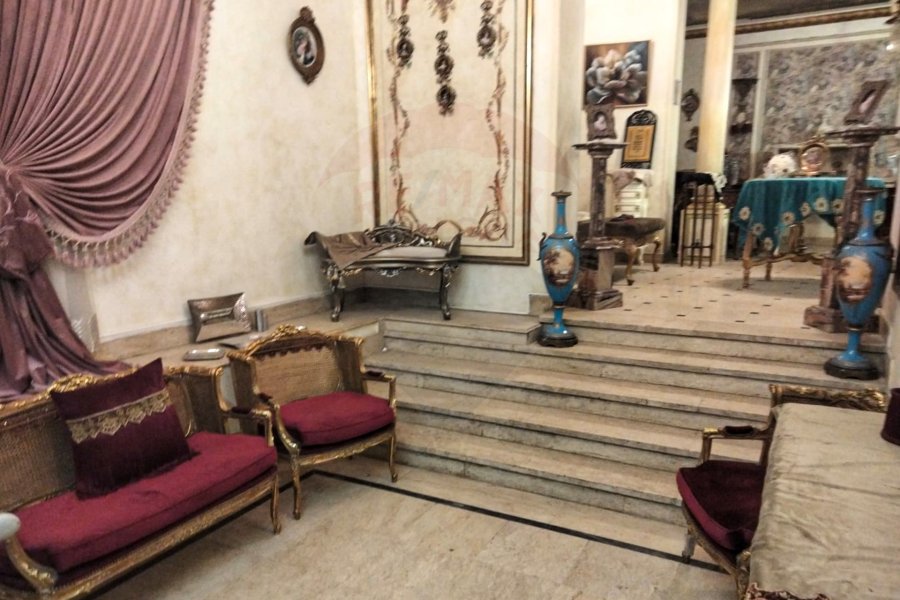 محل للبيع 97 م زيزينيا (شارع ابو قير مباشرة - بالقرب من البنك الاهلى)