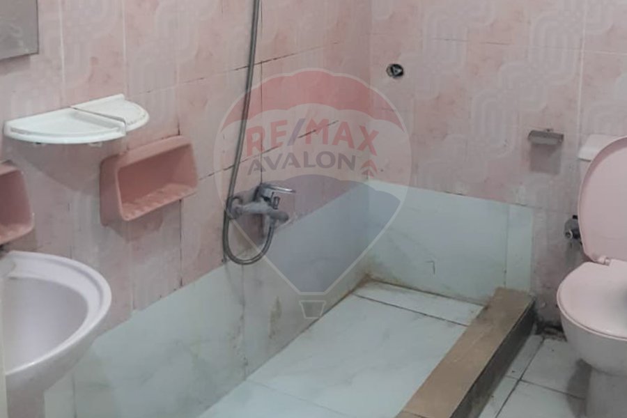 Apartment for sale 90 m Sidi Gaber (steps from Al-Mosheer St.)