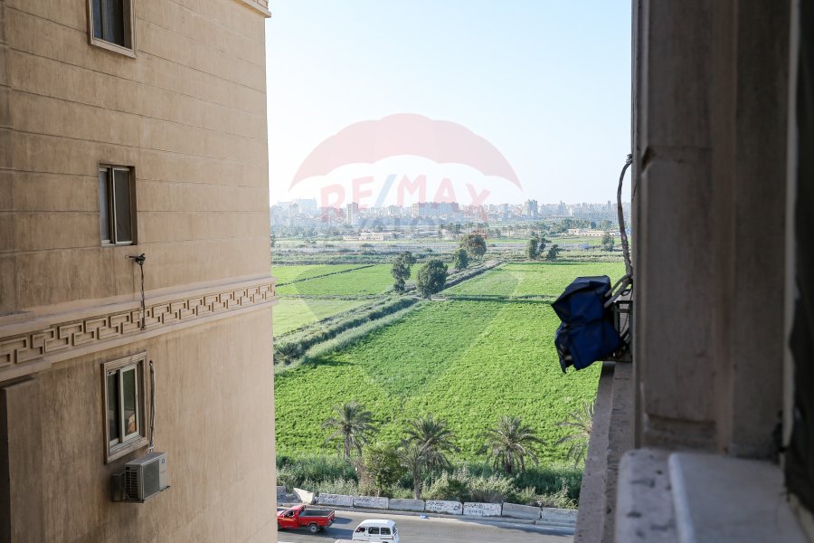 شقة للبيع 128 م سموحة الجديدة ( كومباوند سموحة انترانس)