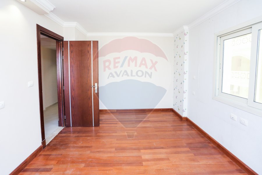 Apartment for rent 250 m Smouha (Solik Towers)