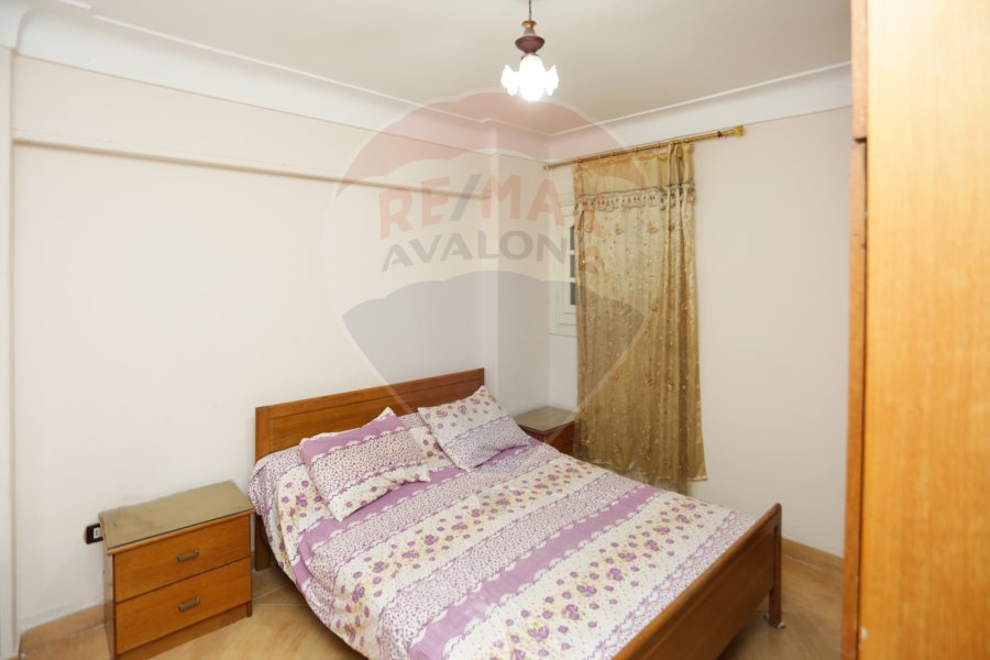Apartment for sale 100 m Sidi Bishr (Khaled Ibn El Walid St)