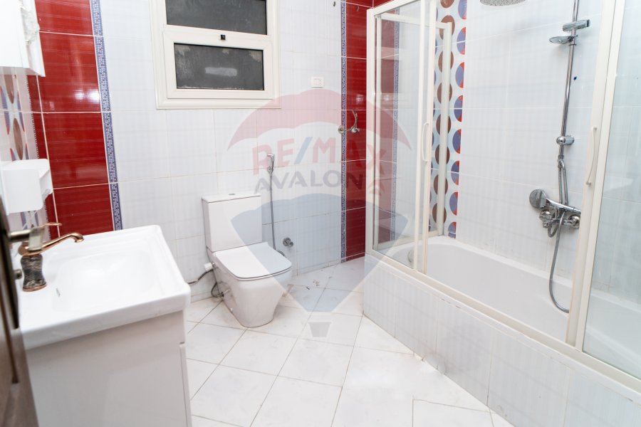 Apartment For Rent 205 m Louran (Eleqbal St.)