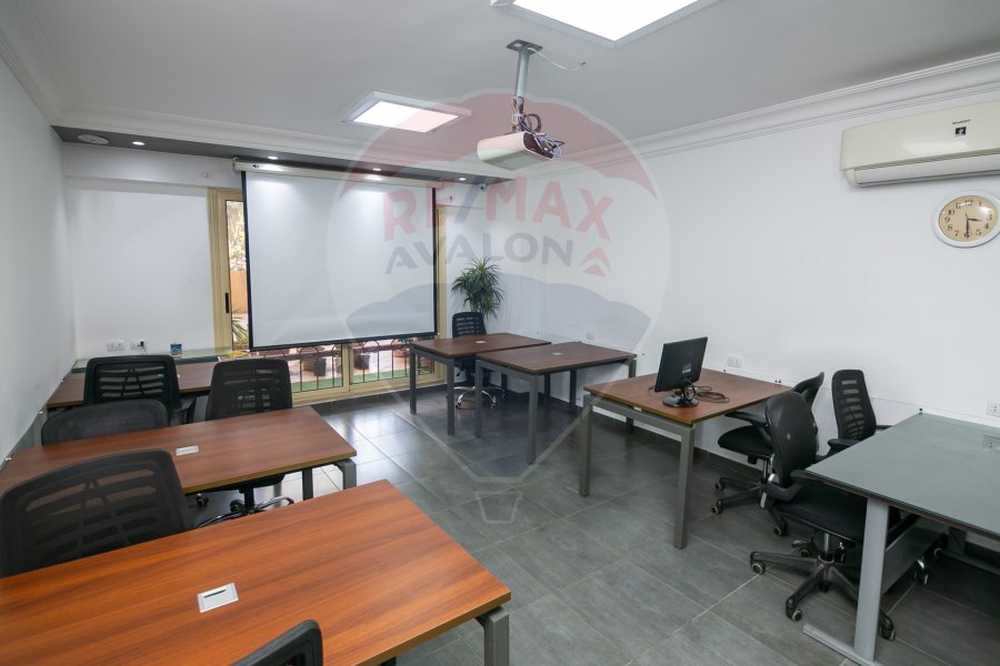 Administrative headquarters for rent, furnished 170 m Kafr Abdo (Al-Furat Building)