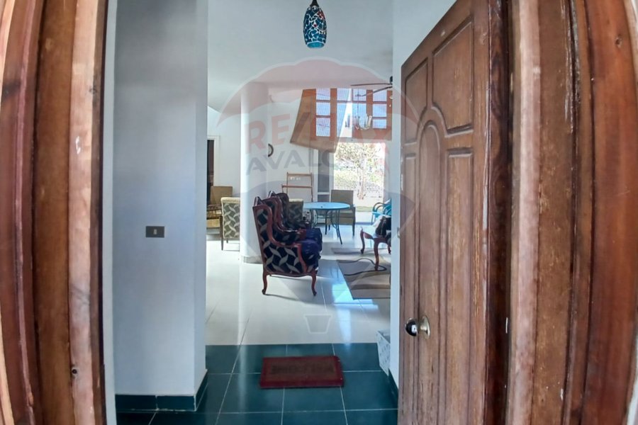 Stand-alone villa for sale (diamond - kilo 90) - 400 m