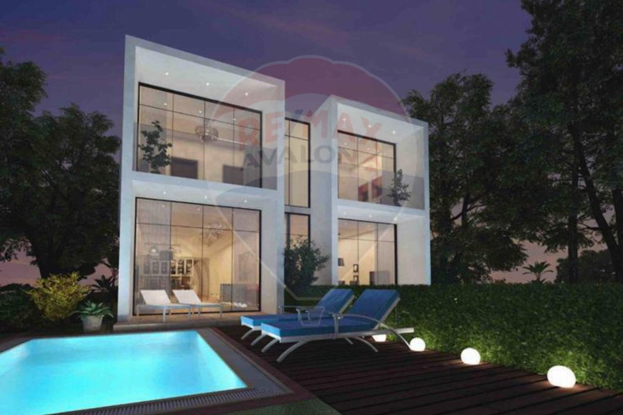 Villa for sale in Marina (Porto Golf) 188 sqm