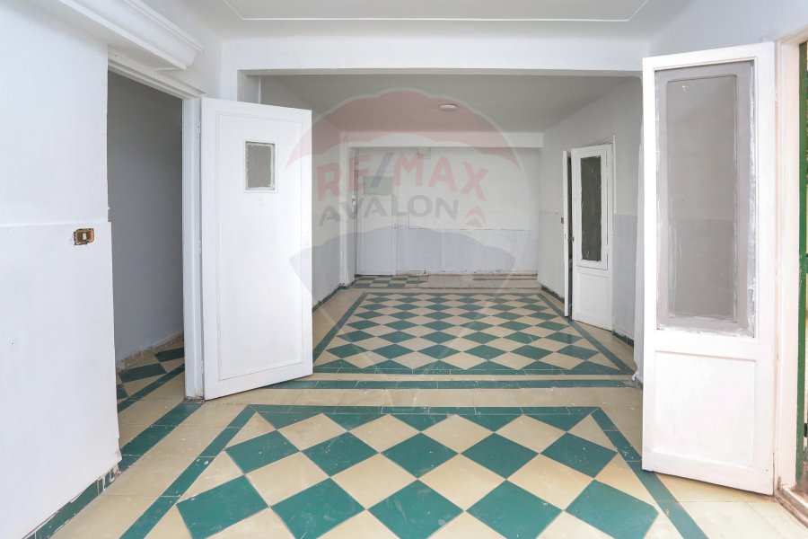 Administrative apartment for rent 140 m Louran (Al-Iqbal st.)