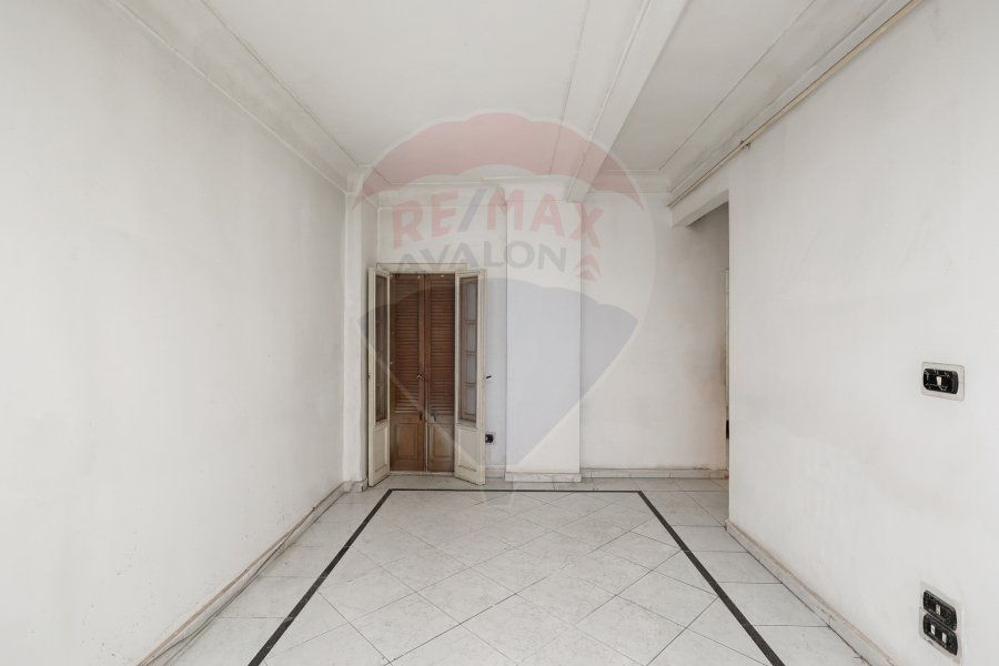 Complete property for sale 300 m Miami (Baron Cafe St. - steps from El Guish Road)