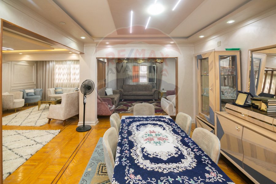 Apartment for sale 248 m Al Saraya (Abdel Salam Aref Street)