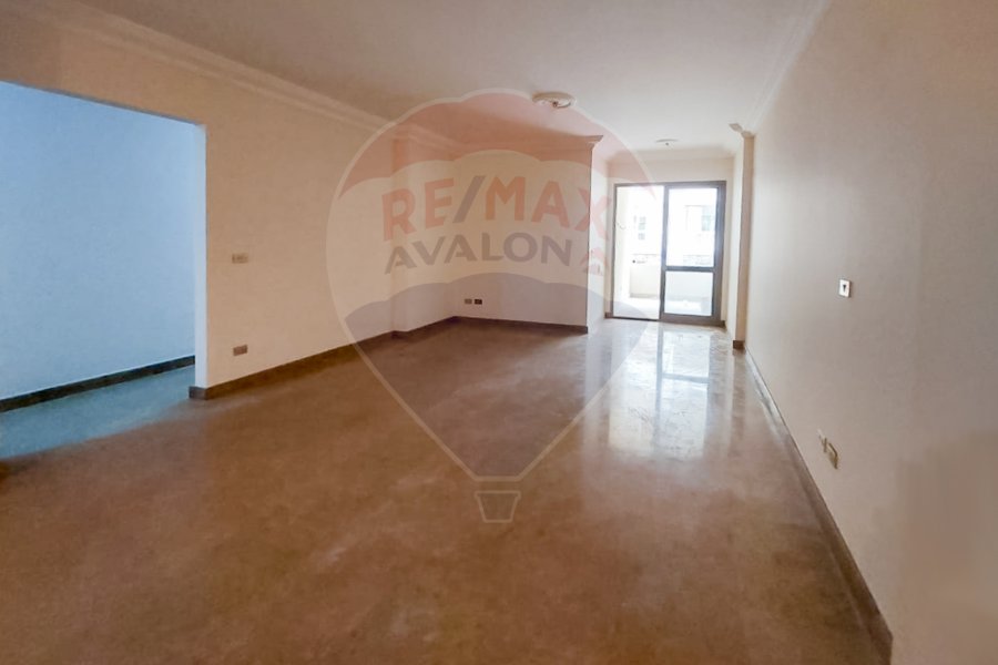 Apartment for rent 165 m Smouha (Tutankhamun St.)