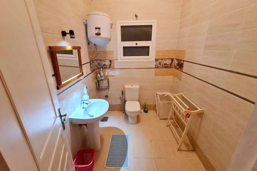 Stand alone villa for sale (Amwaj - Sidi Abdelrahman) 1,000 m