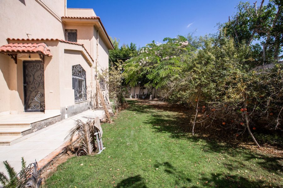 Stand Alone Villa 4500m for Rent King Marriott (Beside Borg El-Arab Airport)