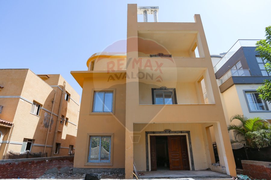 Villa for sale 430 m (Mirosa Compound)