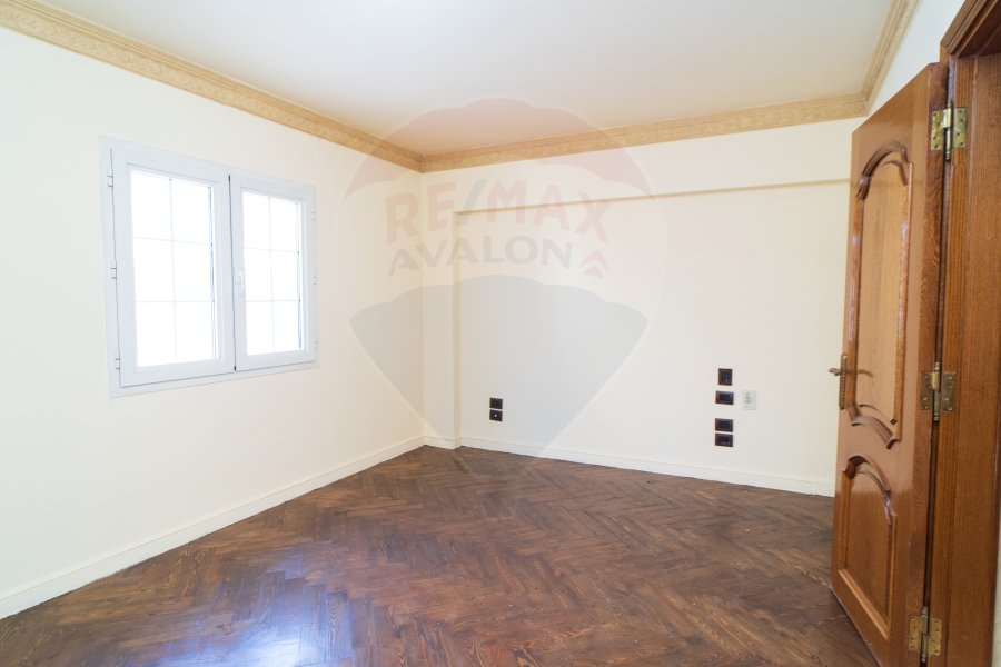 Duplex for sale 370 m Smouha (mostafa kamel st.)