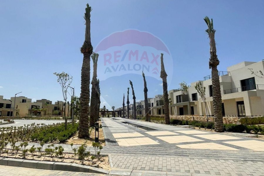 Corner Town House villa for sale (Palm Hills - Alexandria) 187 m