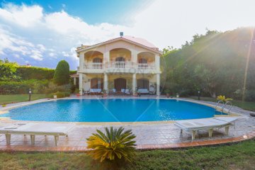 villa for sale 1,200 m King Mariout (next to Africana Hotel)villa for sale 1,200 m King Mariout (next to Africana Hotel)