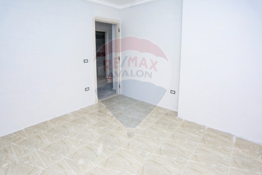 Apartment for sale  174 m Smouha (El Reiada St)