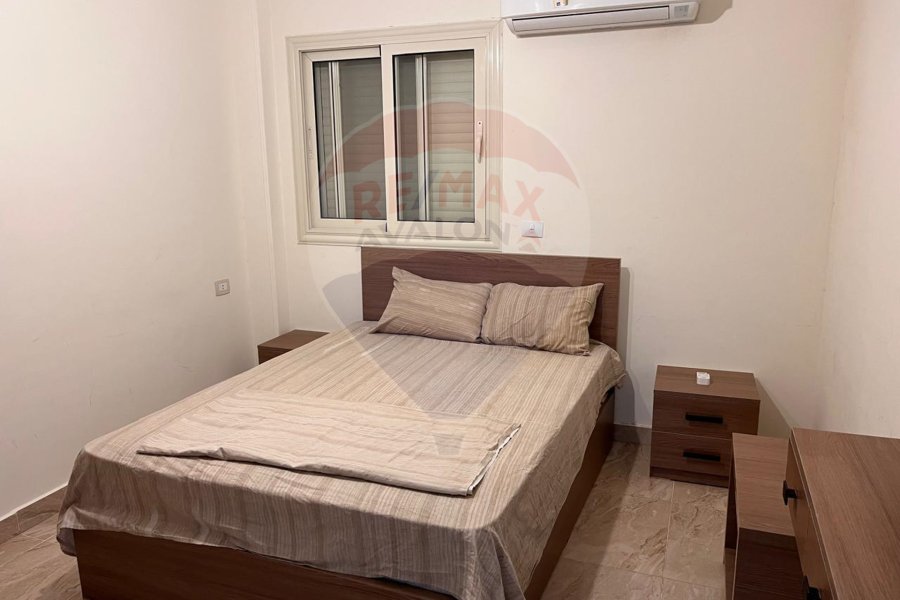 Stand alone villa for sale (Stella Heights) 245 m