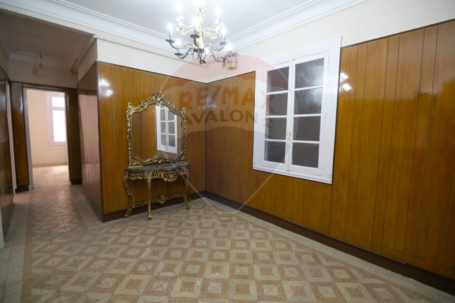 Apartment for sale 140 m Sporting (Omar Lotfy St.)