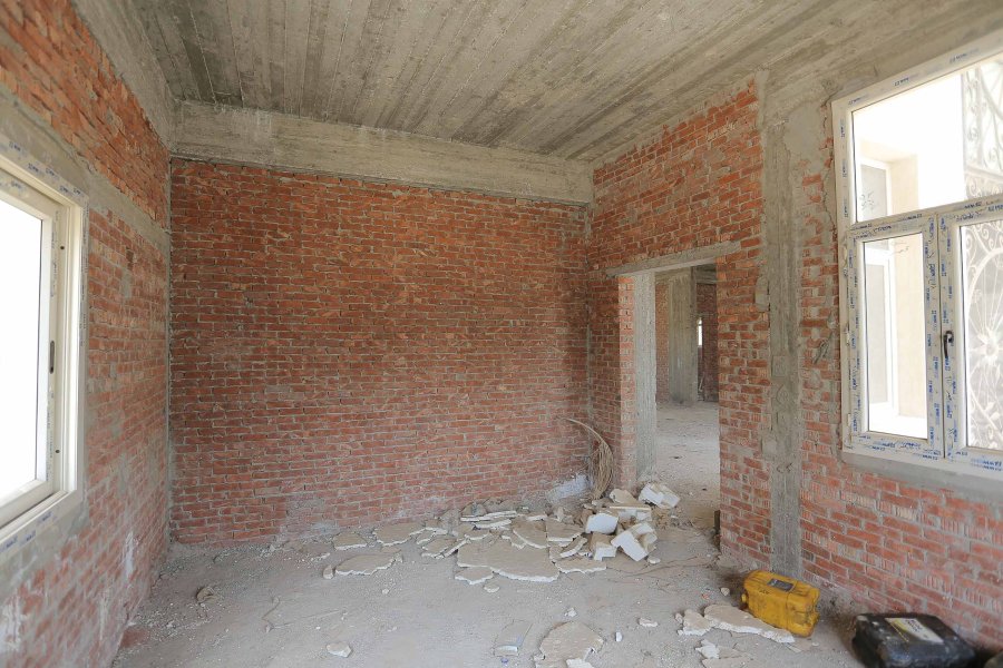 Stand Alone Villa 1090m for Sale Al Orouba Compound (King Marriott)