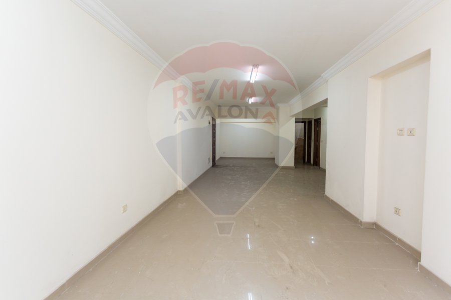 Administrative unit for sale 162 m Ibrahimia (Abo qir St.)