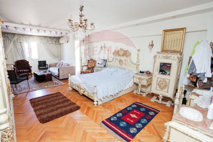 Apartment for sale 263 m Janaklis (steps from Abo Qeer st)
