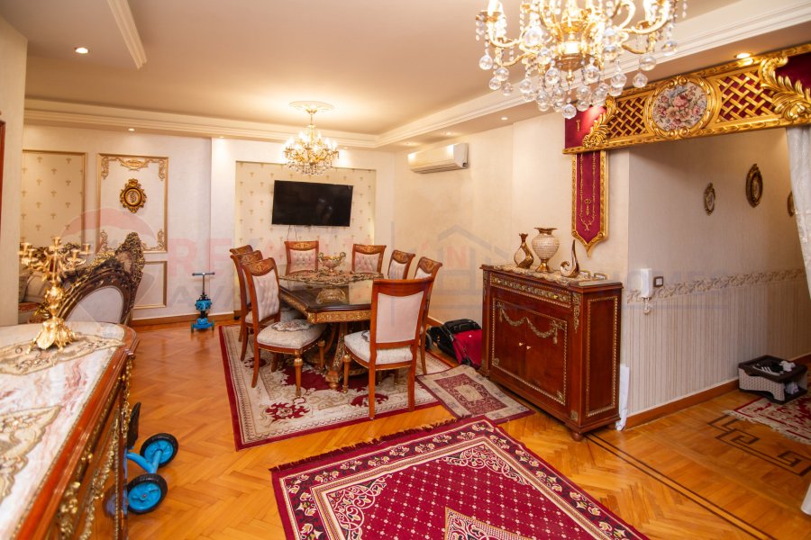 Apartment for sale (Landmark) Smouha 150 m