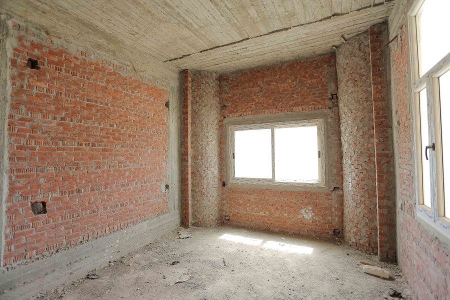 Stand Alone Villa 1090m for Sale Al Orouba Compound (King Marriott)