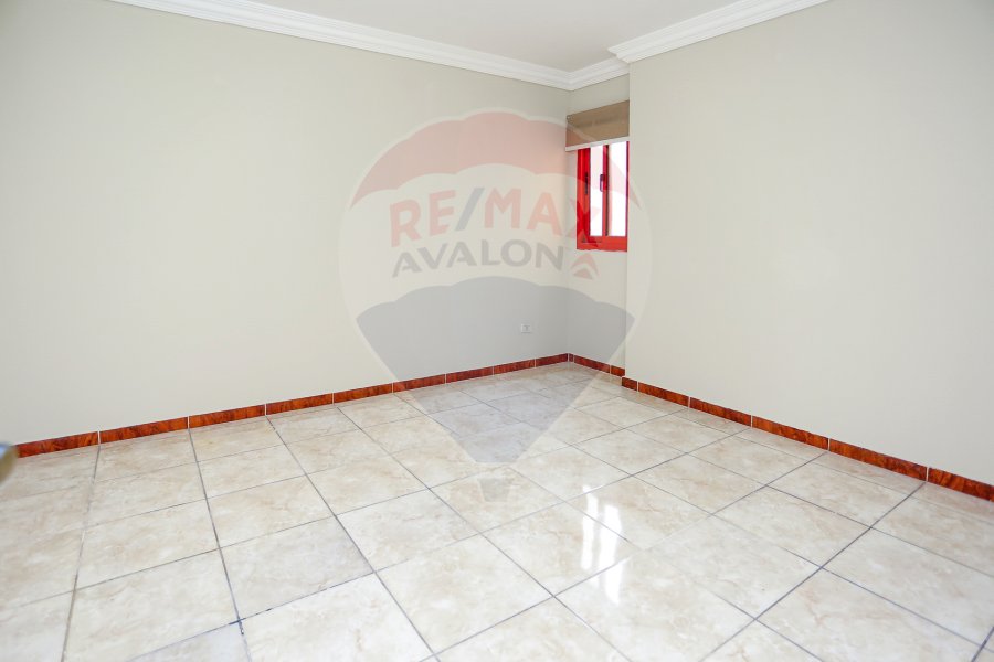 Apartment for sale 265 m Roushdy (directly on the tram - Brand Building)