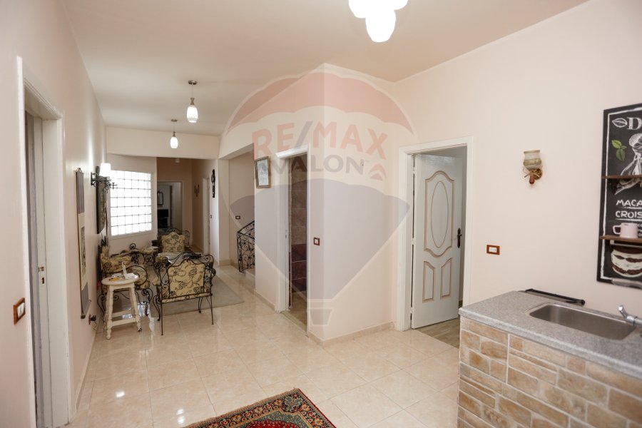 Stand Alone Villa for sale 1,008 m King Mariout