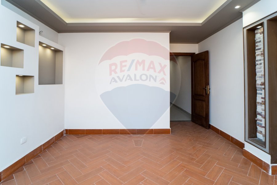 Apartment For Rent 205 m Louran (Eleqbal St.)