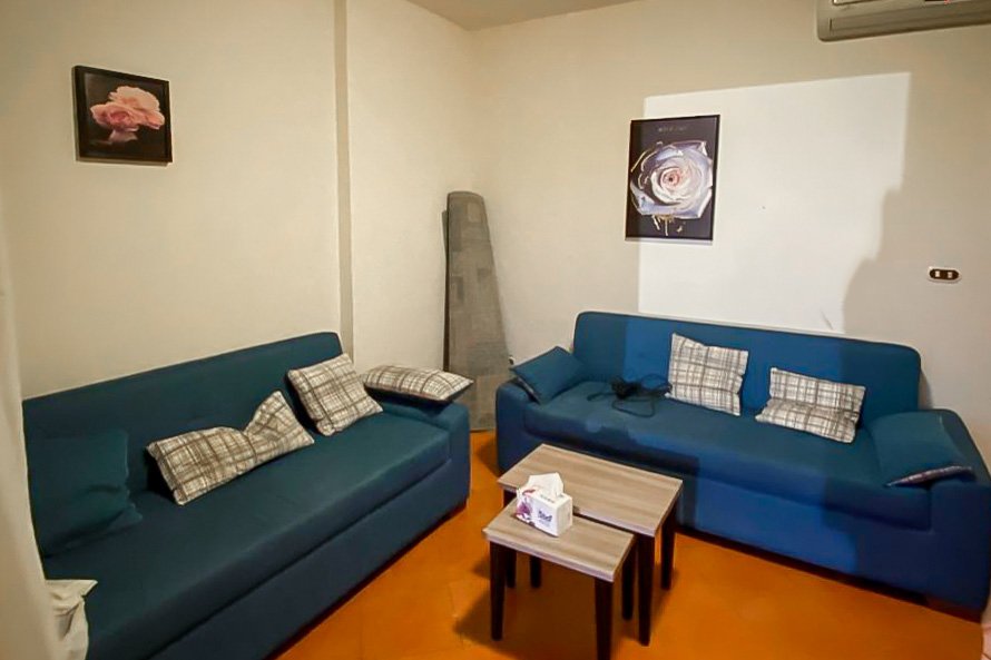 Ground chalet with garden for sale (Porto Golf) 80 m