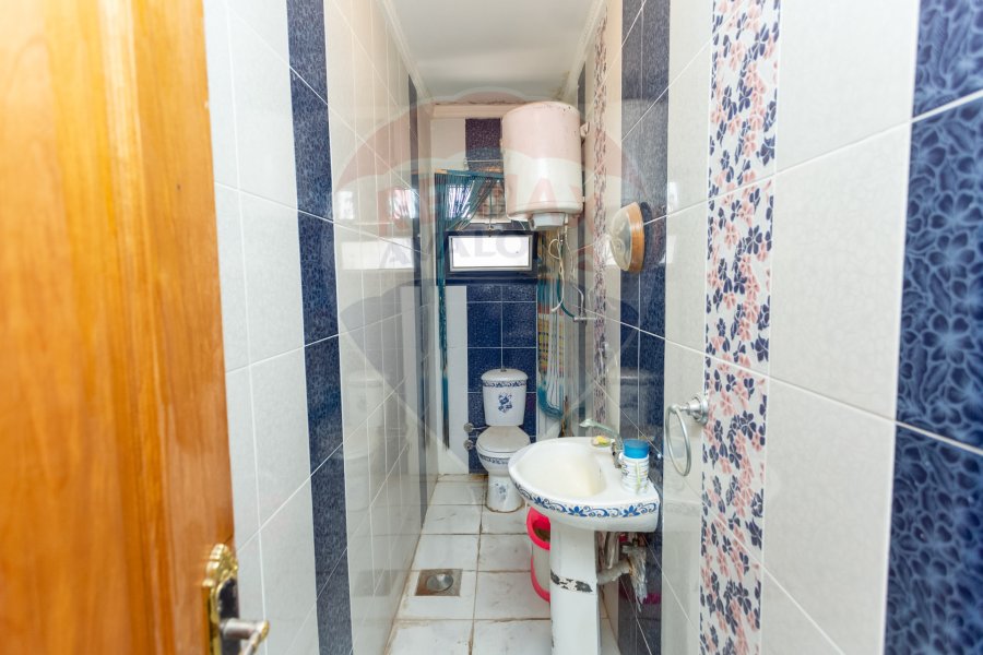 Apartment for sale 200 m Roushdy (steps from the tram)