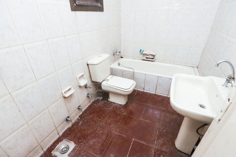 nursery for sale 400 m Laurent (Abu Qir St. directly - steps from Shaarawy St.)