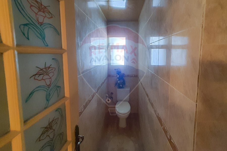 Apartment for sale 200 m Glim (Khalil Hassan St. -branched from Abu Qir St.)