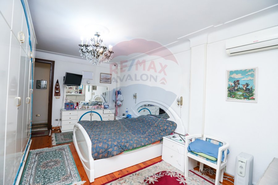 Apartment for sale 350 m Louran ( Sharaawy St- El Watanyah Towers )