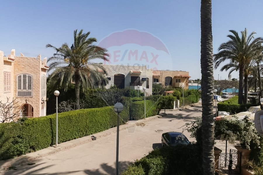 Villa for sale North coast (Marina 5 - Al-Jawhara Lisan Al-Wazara) 1,200 m